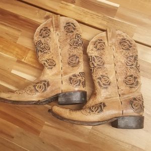 8.5 Corral Women's Western Cowboy boots. Tan green